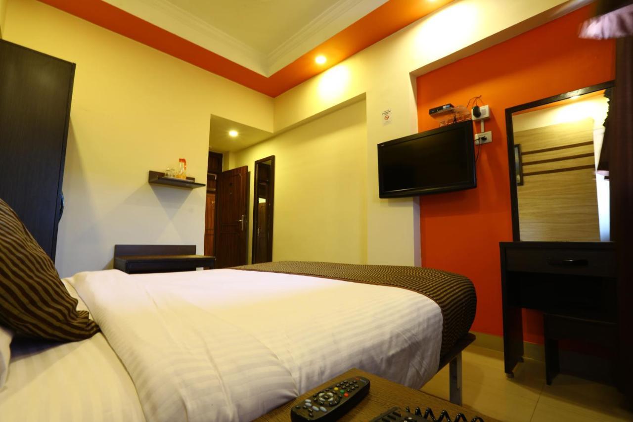 Hotel Sona Panaji Zewnętrze zdjęcie