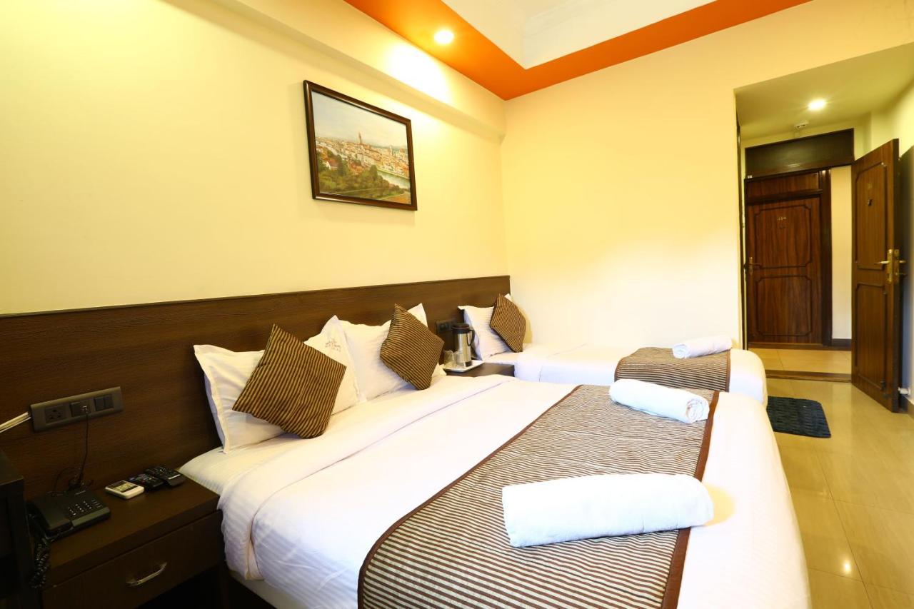 Hotel Sona Panaji Zewnętrze zdjęcie