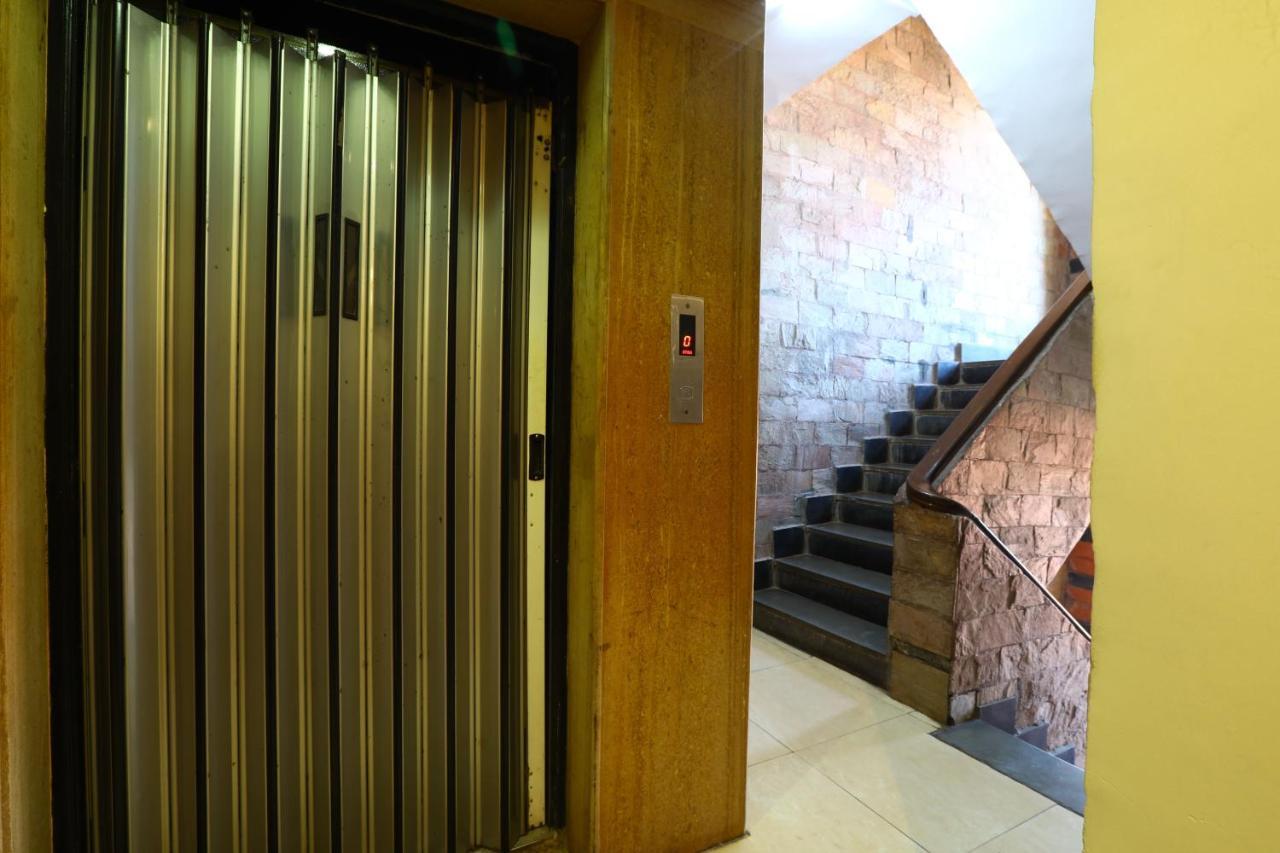 Hotel Sona Panaji Zewnętrze zdjęcie